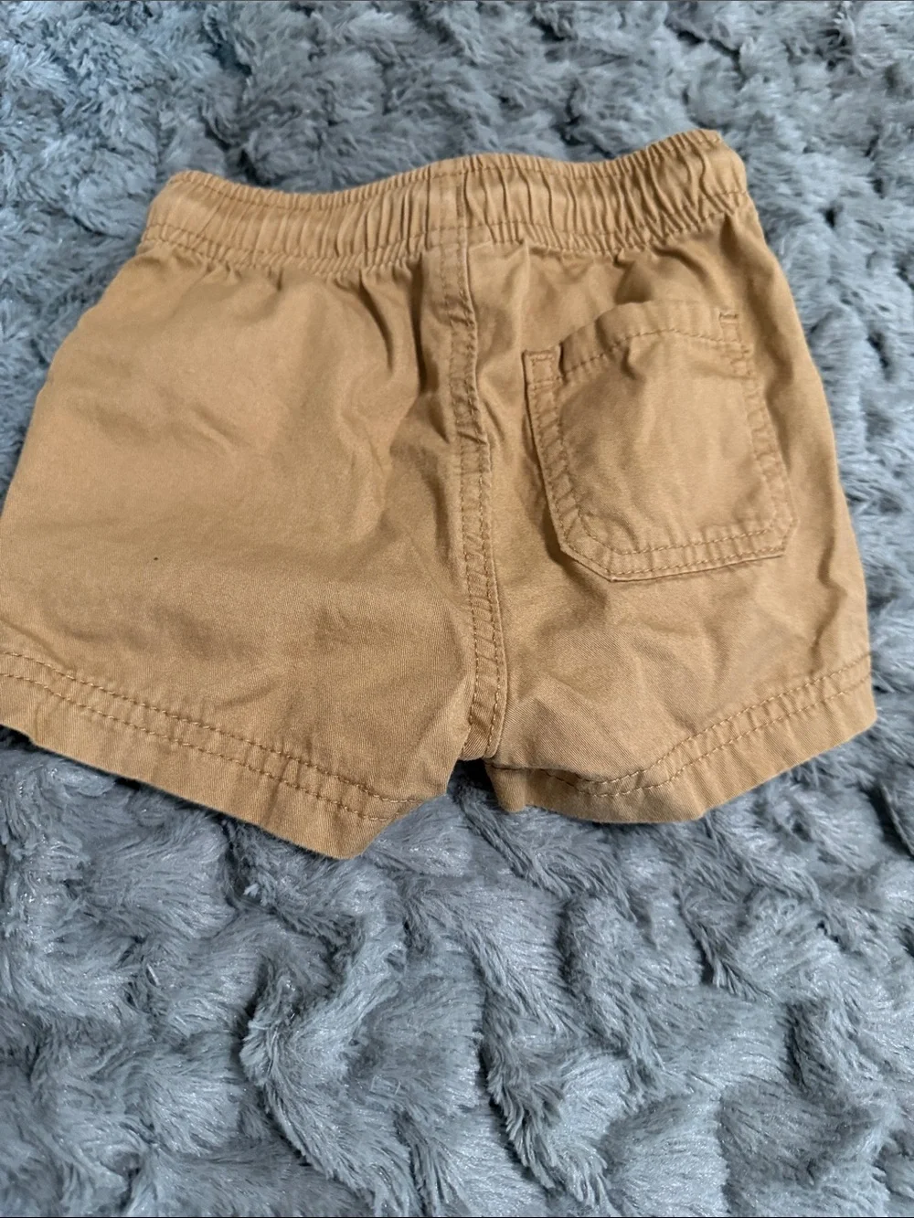 Old Navy pairs pull shorts